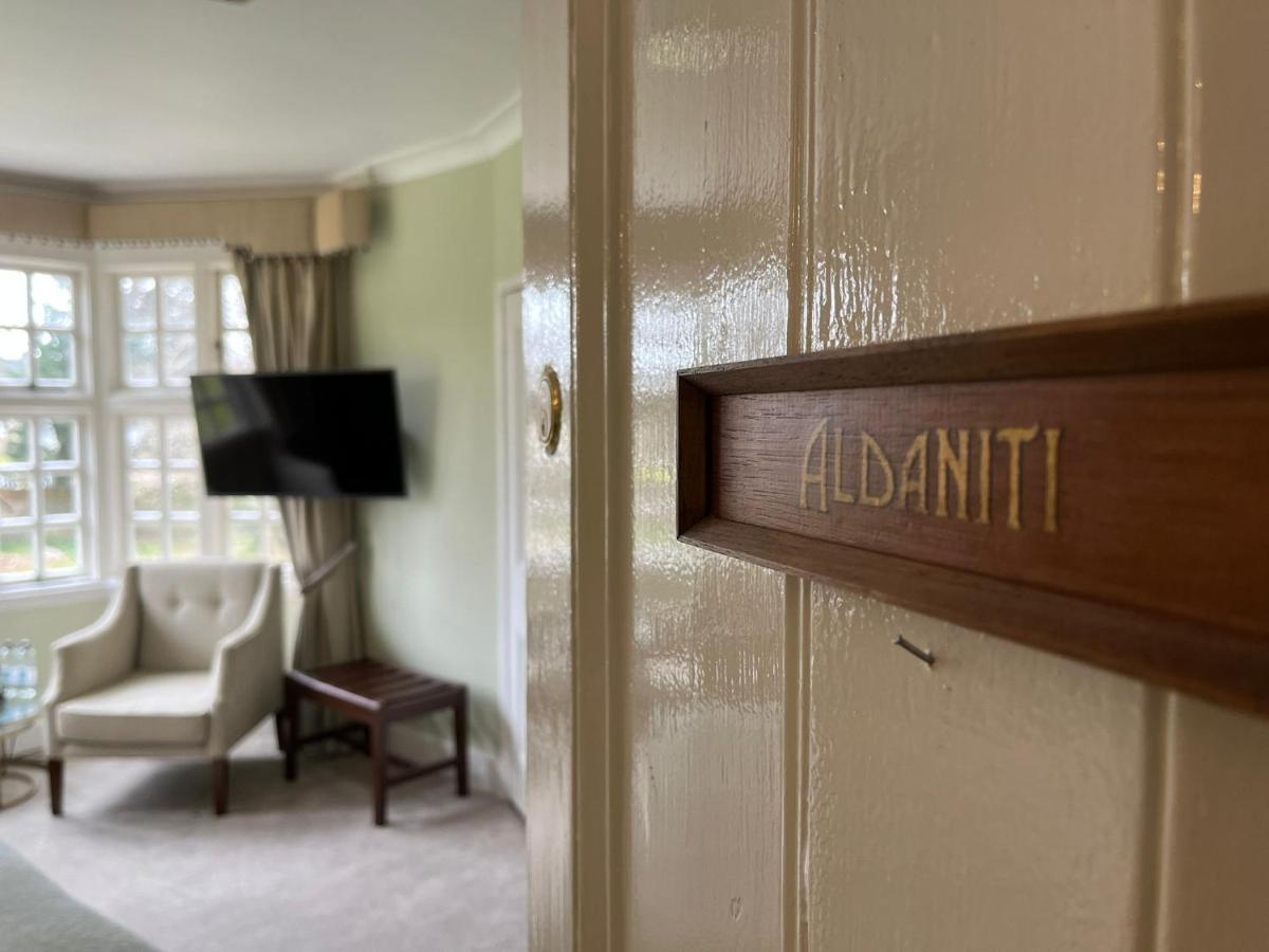Hotel Manor
