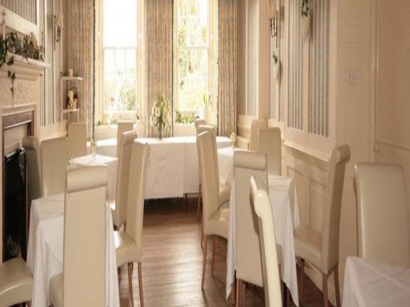 Manor 3*
